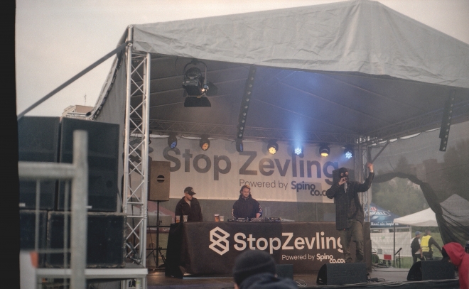 13 stop zevling, Josef K